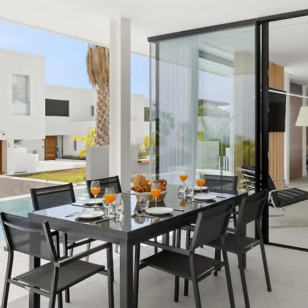 Karat Amatista Villa *