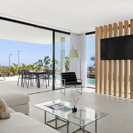 Karat Amatista Villa